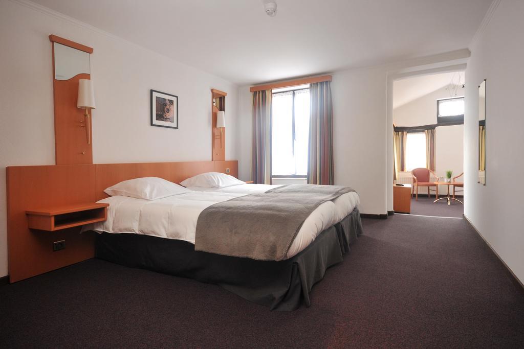 טהאו Hotel Du Perron חדר תמונה