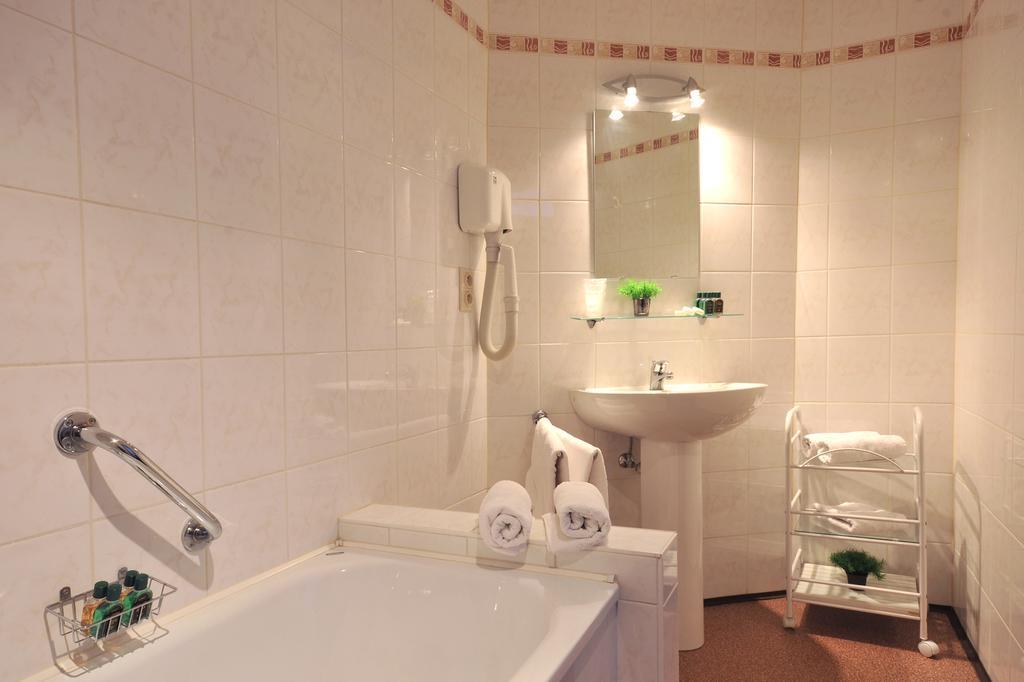 טהאו Hotel Du Perron חדר תמונה